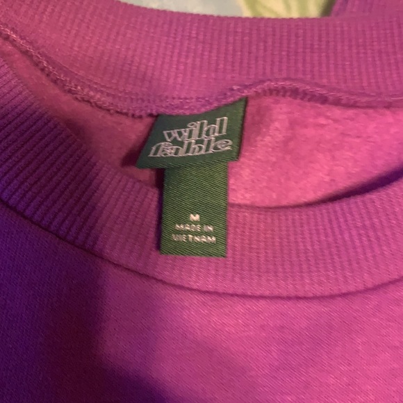 Wild fable cropped purple sweatshirt! - Picture 2 of 3